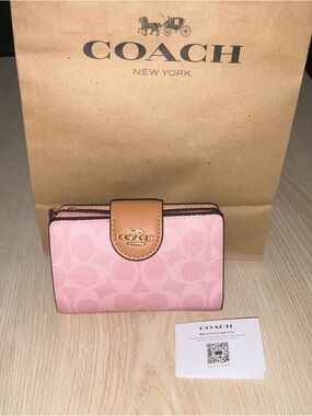 Coach Medium Corner Zip Wallet In Signature Canvas POWDER PINK